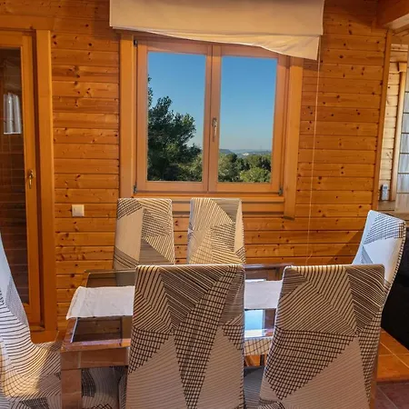 Casa De Madera En