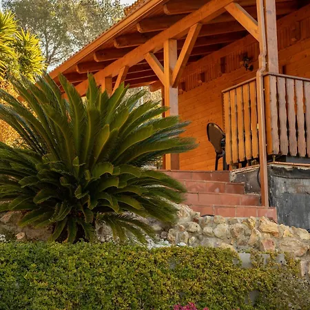 Casa De Madera En بيت للعطل كالافيل
