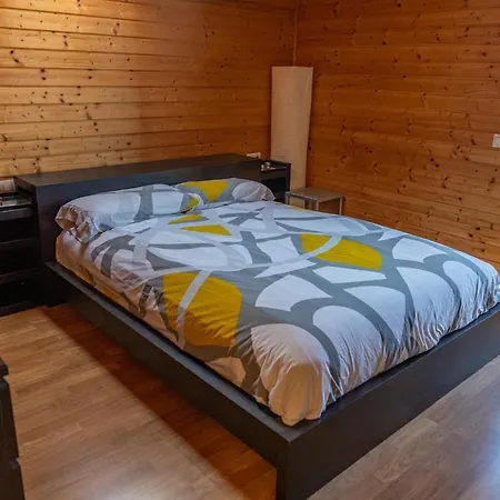 Casa De Madera En