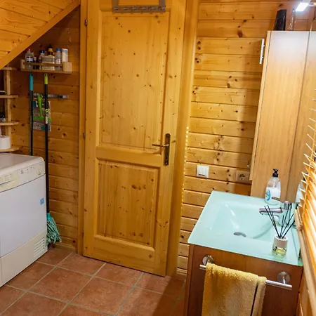 Casa De Madera En