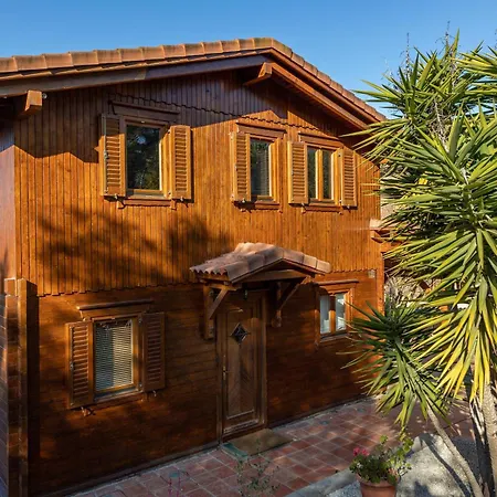 別荘 Casa De Madera En